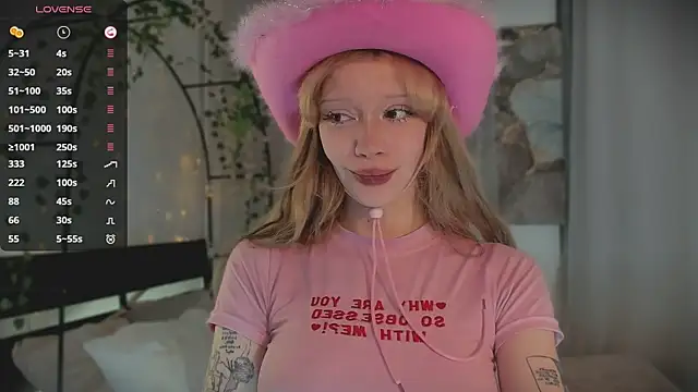 boobsybootie online show from June 2026 08:29:02 PM