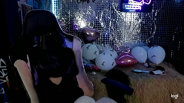 Snapshot of JINX_26 chatting on September 2025 12:32:01 AM JINX 26 online show from September 2025 12:32:01 AM