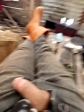 Yaramaz331 online show from April 2026 11:04:01 AM