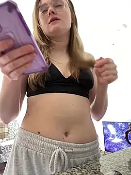 Snapshot of collegeslay chatting on March 2025 04:04:01 PM collegeslay online show from March 2025 04:04:01 PM