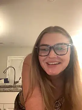 Snapshot of collegeslay chatting on September 2025 11:10:02 PM collegeslay online show from September 2025 11:10:02 PM