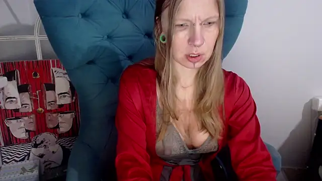 Snapshot of alexandra_zaryanova chatting on September 2025 08:05:01 AM alexandra zaryanova online show from September 2025 08:05:01 AM