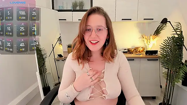 Charmy Gracy online show from April 2026 01:41:01 PM