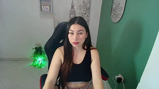 Snapshot of bella_99_ chatting on October 2025 12:16:01 PM bella 99 online show from October 2025 12:16:01 PM