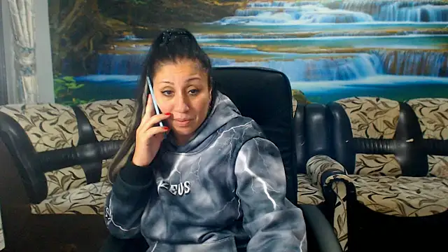 MoistMady online show from October 2025 05:45:01 PM