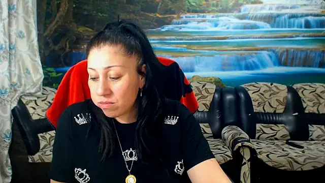 MoistMady online show from April 2026 08:37:01 PM