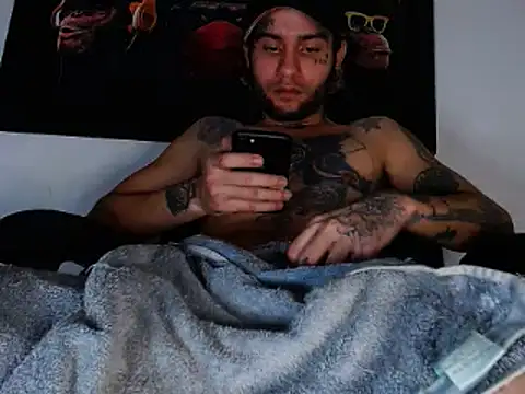 Christian Stiven1 online show from March 2025 08:17:01 PM