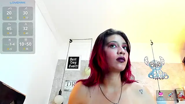 Snapshot of Rebeca_xs chatting on February 2025 10:15:02 AM Rebeca xs online show from February 2025 10:15:02 AM
