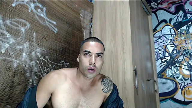 Justin Frank online show from October 2025 08:30:01 PM