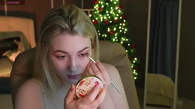 elinanortas online show from December 2024 01:11:02 AM
