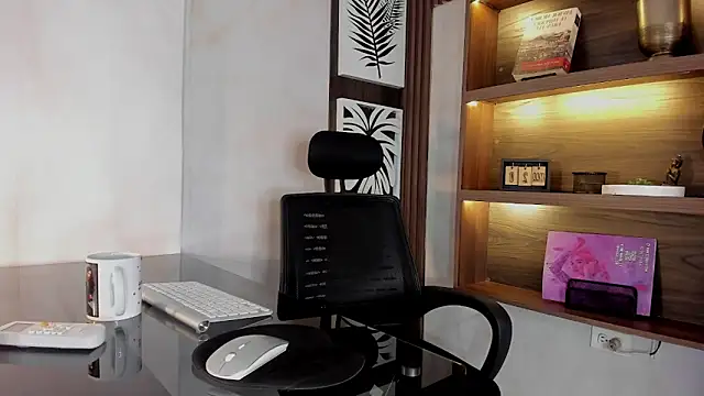 Scarleett 22 online show from March 2026 08:02:01 PM