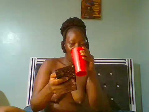 Snapshot of blackcuteebony chatting on March 2025 06:52:02 AM blackcuteebony online show from March 2025 06:52:02 AM