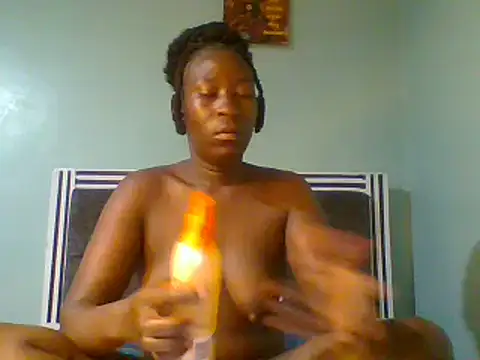 Snapshot of blackcuteebony chatting on March 2025 07:24:01 AM blackcuteebony online show from March 2025 07:24:01 AM