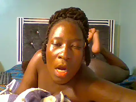 Snapshot of blackcuteebony chatting on March 2025 04:12:02 PM blackcuteebony online show from March 2025 04:12:02 PM