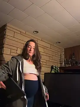 Mini And The Bear online show from February 2026 12:09:02 AM