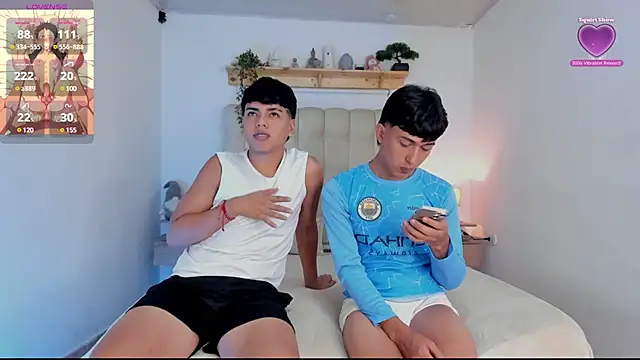 Snapshot of tomdrew69 chatting on February 2025 02:26:01 AM tomdrew69 online show from February 2025 02:26:01 AM