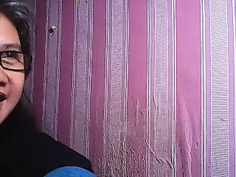 Snapshot of sweetsosie18 chatting on February 2025 06:10:02 PM sweetsosie18 online show from February 2025 06:10:02 PM