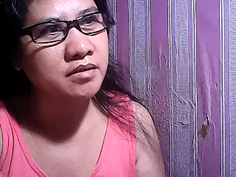 Snapshot of sweetsosie18 chatting on February 2025 11:43:01 PM sweetsosie18 online show from February 2025 11:43:01 PM