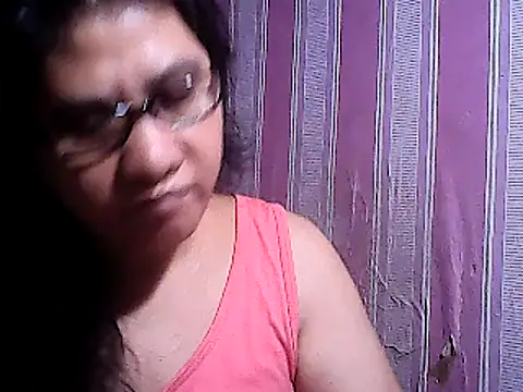 Snapshot of sweetsosie18 chatting on February 2025 09:12:02 AM sweetsosie18 online show from February 2025 09:12:02 AM
