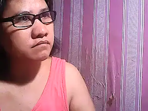 Snapshot of sweetsosie18 chatting on February 2025 01:13:02 PM sweetsosie18 online show from February 2025 01:13:02 PM