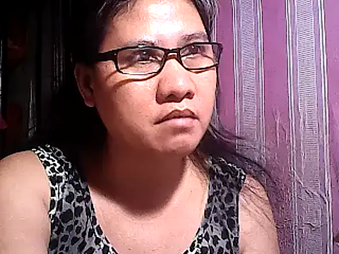 Snapshot of sweetsosie18 chatting on March 2025 07:04:02 PM sweetsosie18 online show from March 2025 07:04:02 PM