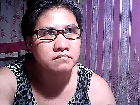 Snapshot of sweetsosie18 chatting on March 2025 06:40:02 PM sweetsosie18 online show from March 2025 06:40:02 PM
