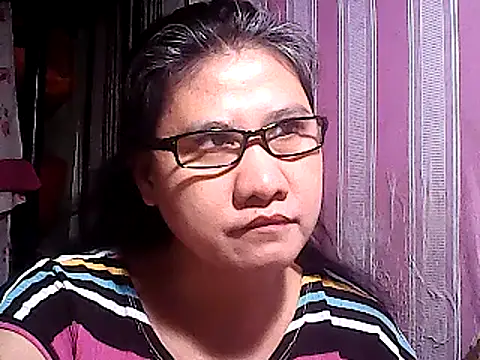 Snapshot of sweetsosie18 chatting on March 2025 07:54:02 PM sweetsosie18 online show from March 2025 07:54:02 PM