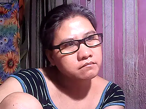 Snapshot of sweetsosie18 chatting on October 2025 11:46:02 AM sweetsosie18 online show from October 2025 11:46:02 AM