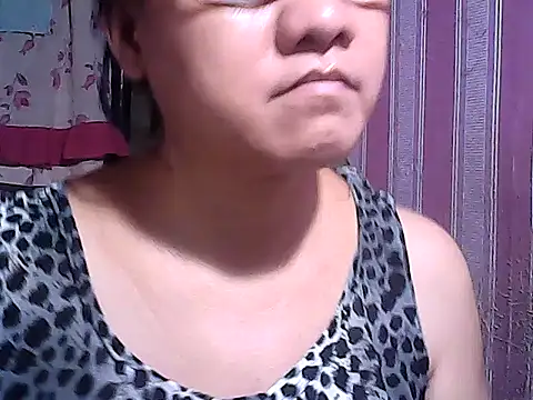 Snapshot of sweetsosie18 chatting on October 2025 05:33:01 AM sweetsosie18 online show from October 2025 05:33:01 AM