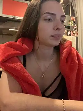 SeducingYoghourt online show from December 2024 03:33:02 PM