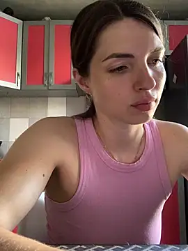 SeducingYoghourt online show from June 2026 03:21:01 PM