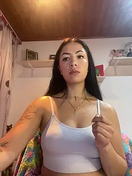 Snapshot of MadisonCambel chatting on February 2025 01:24:01 AM MadisonCambel online show from February 2025 01:24:01 AM