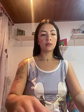 Snapshot of MadisonCambel chatting on February 2025 07:44:01 AM MadisonCambel online show from February 2025 07:44:01 AM