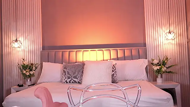 Snapshot of ValeryNova chatting on February 2026 11:05:02 AM ValeryNova online show from February 2026 11:05:02 AM