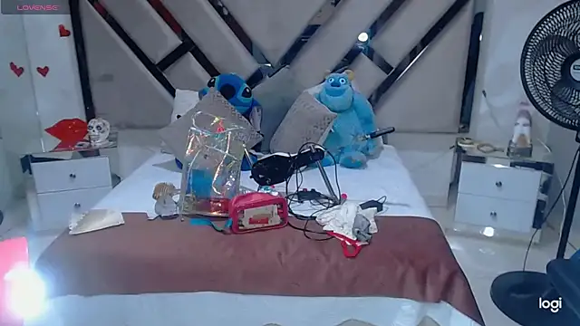 lady Ary xx online show from February 2025 08:37:01 PM