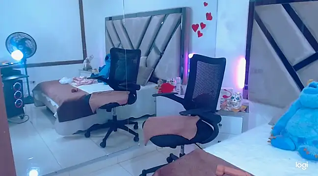 lady Ary xx online show from March 2025 03:44:01 AM