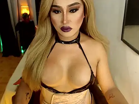 MISTRESS OF EVILCUMxx online show from January 2025 01:16:02 PM