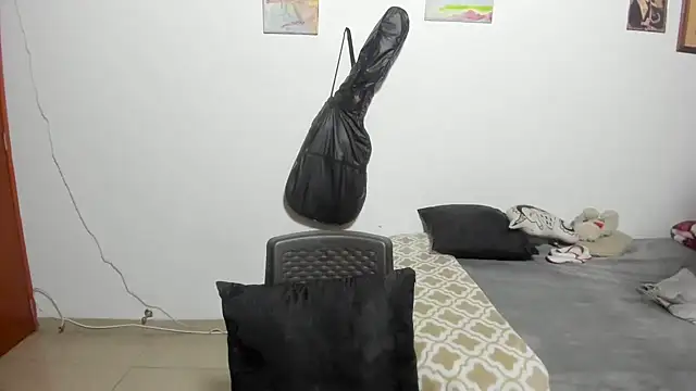 D-yanamilf online show from November 2025 09:52:02 AM