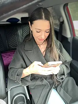 Emma Catt online show from March 2026 04:45:02 AM