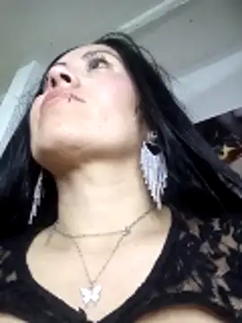 Tania mature online show from April 2026 05:32:01 PM