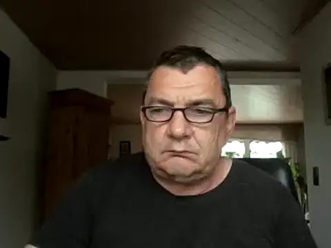 Nobbie444 online show from June 2026 09:02:01 AM