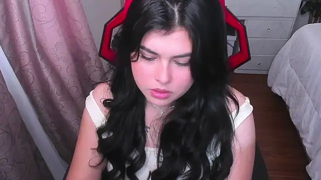 Alyaa s online show from February 2026 07:29:01 PM