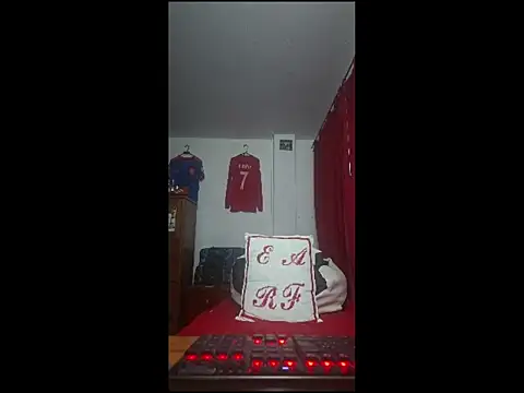Snapshot of ALBEIROFOOTBALL1992 chatting on May 2026 05:05:02 AM ALBEIROFOOTBALL1992 online show from May 2026 05:05:02 AM