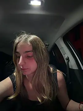 DoriDeluxe66 online show from March 2026 09:58:02 PM