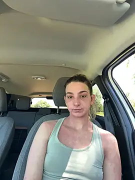 DoriDeluxe66 online show from April 2026 01:03:01 PM