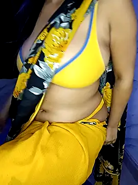 Snapshot of Ms_Divya chatting on January 2025 10:52:01 AM Ms Divya online show from January 2025 10:52:01 AM