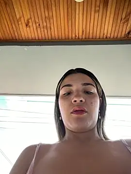 Snapshot of Sarita-candy chatting on April 2026 01:42:02 PM Sarita-candy online show from April 2026 01:42:02 PM