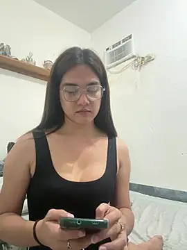 MarieLoveGlamorous online show from January 2025 02:25:02 PM