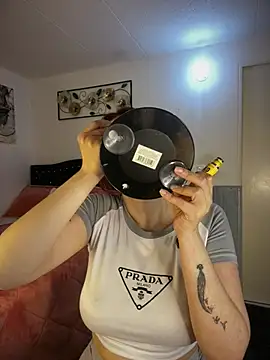 carolina16love online show from January 2026 11:19:01 PM