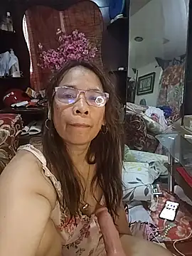 HotsexyNaughtysweetbaby online show from February 2026 06:00:02 AM